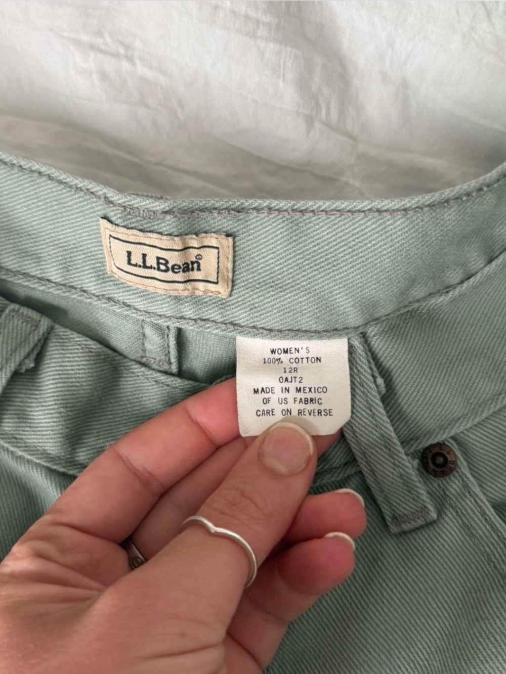 L. L. Bean Women’s Vintage 90s Light Green Long Denim Shorts Size 12 - Picture 3 of 4